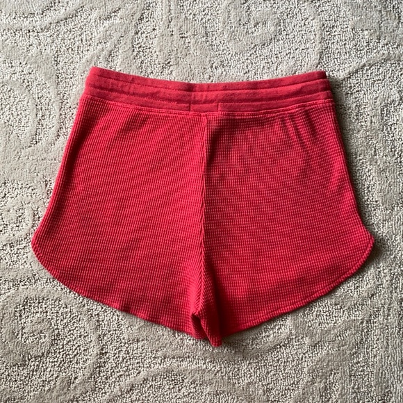 WORN ONCE Tna | Melrose Waffle Short Hibiscus Red - Picture 2 of 15